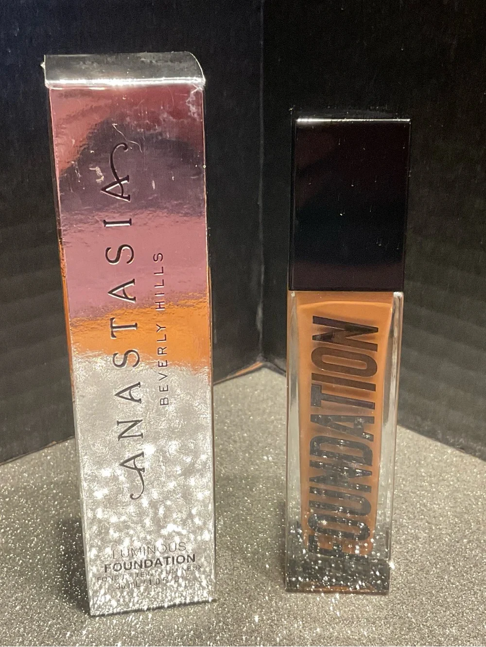 Anastasia Beverly Hills Luminous Foundation - 450C